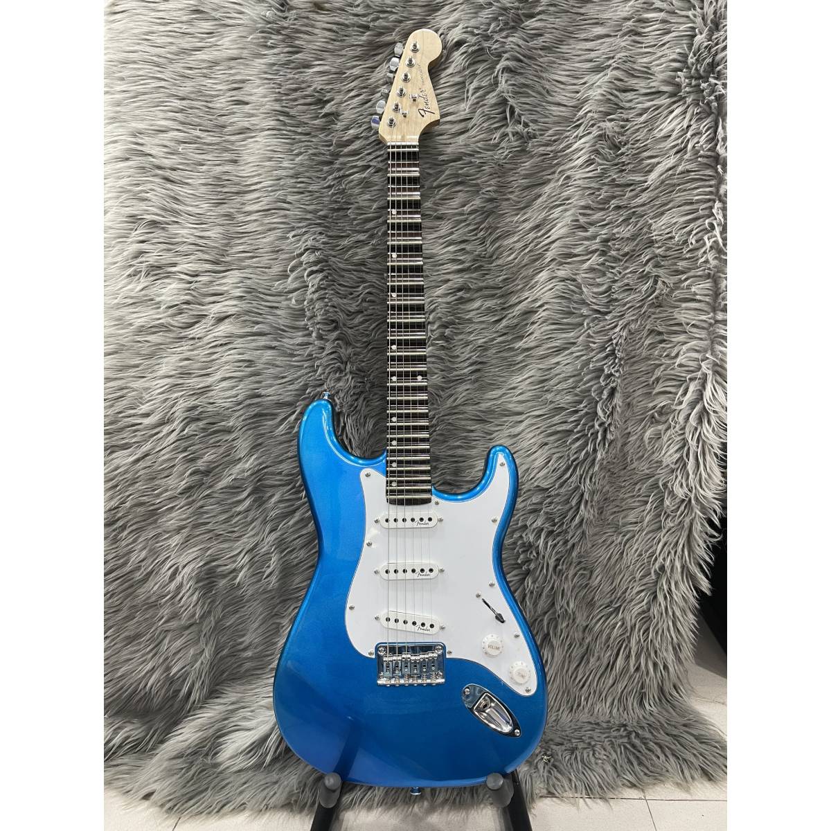 Đàn Guitar Điện Giá Rẻ