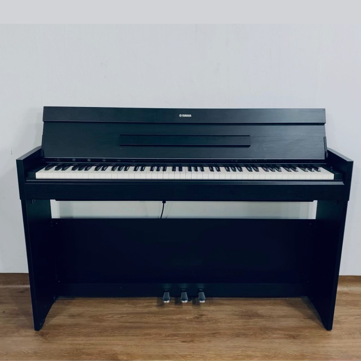 Piano Yamaha ARIUS Series Mỏng Gọn (Used)