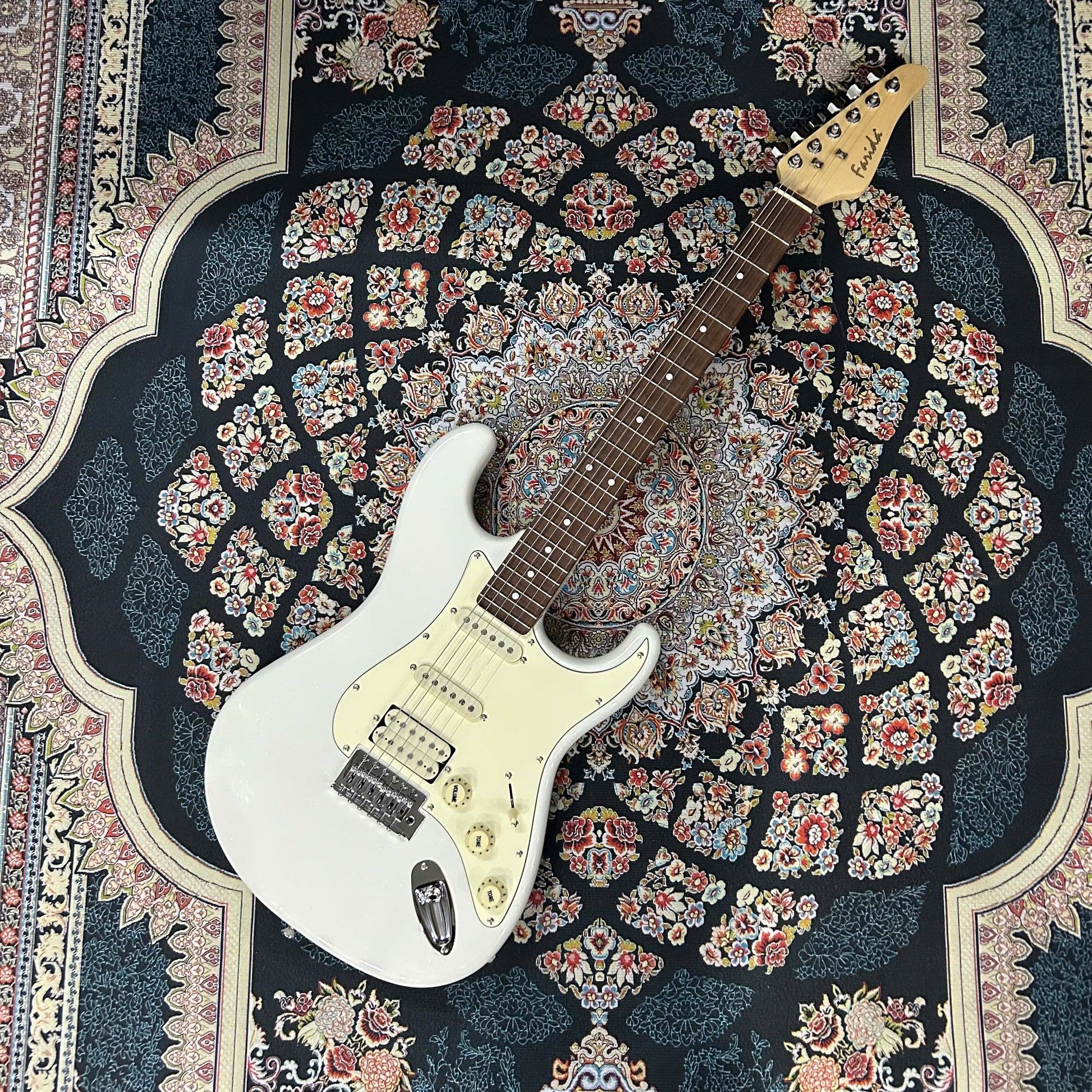 Đàn Guitar Điện Farida HSS F-2020, Maple Fingerboard. - Việt Music
