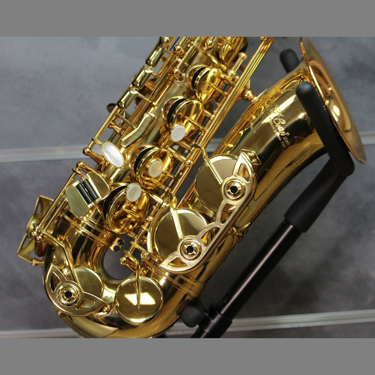 Kèn Saxophone Alto Conn-Selmer CAS280R - Việt Music