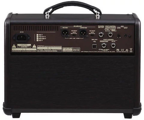 Amplifier Boss Acoustic Singer Live có sẵn cổng thu âm audio interface