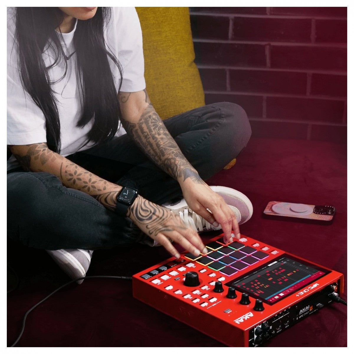 MIDI Pad Akai Professional MPC One+ Standalone Sampler and Sequencer - Việt Music