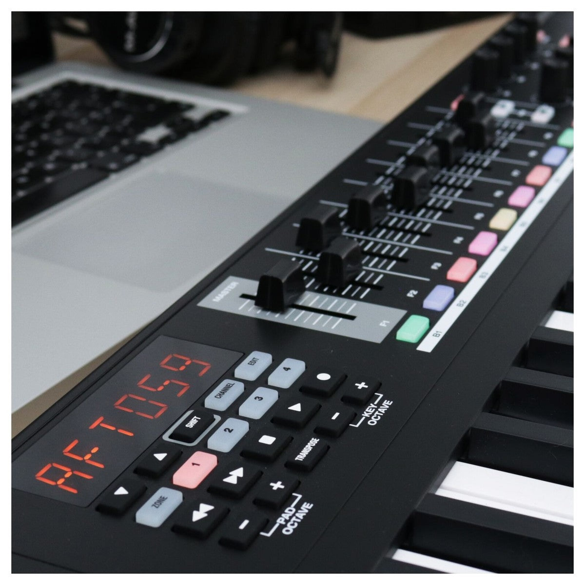 MIDI Keyboard Controller M-Audio Code 49 - Việt Music