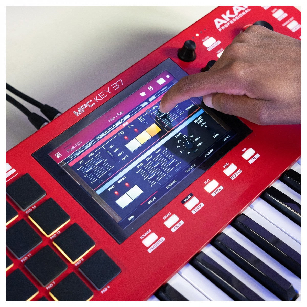 MIDI Keyboard Controller Akai MPC Key 37 - Việt Music