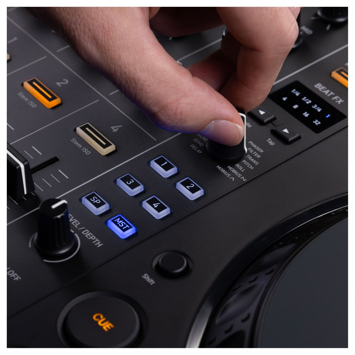 DJ Controller Pioneer DJ DDJ-GRV6 - Việt Music