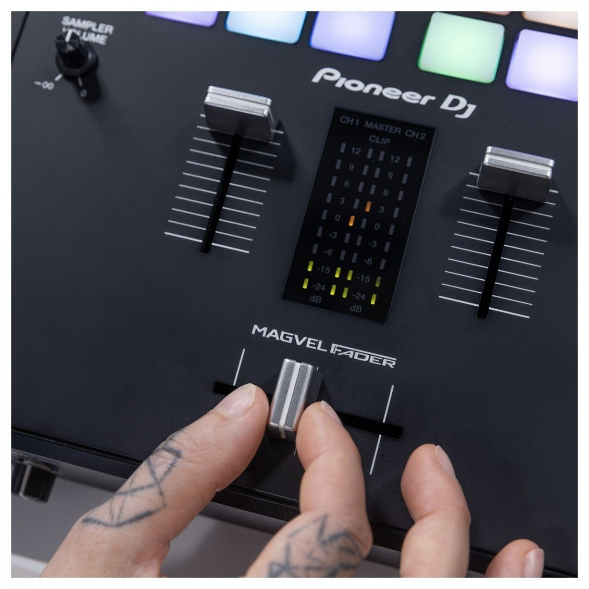 DJ Controller Pioneer DJ DDJ-REV5 - Việt Music