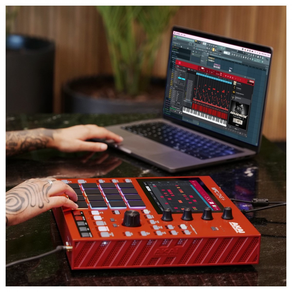 MIDI Pad Akai Professional MPC One+ Standalone Sampler and Sequencer - Việt Music