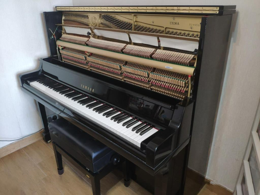 Đàn Piano Cơ Upright Yamaha UX30A - Qua Sử Dụng