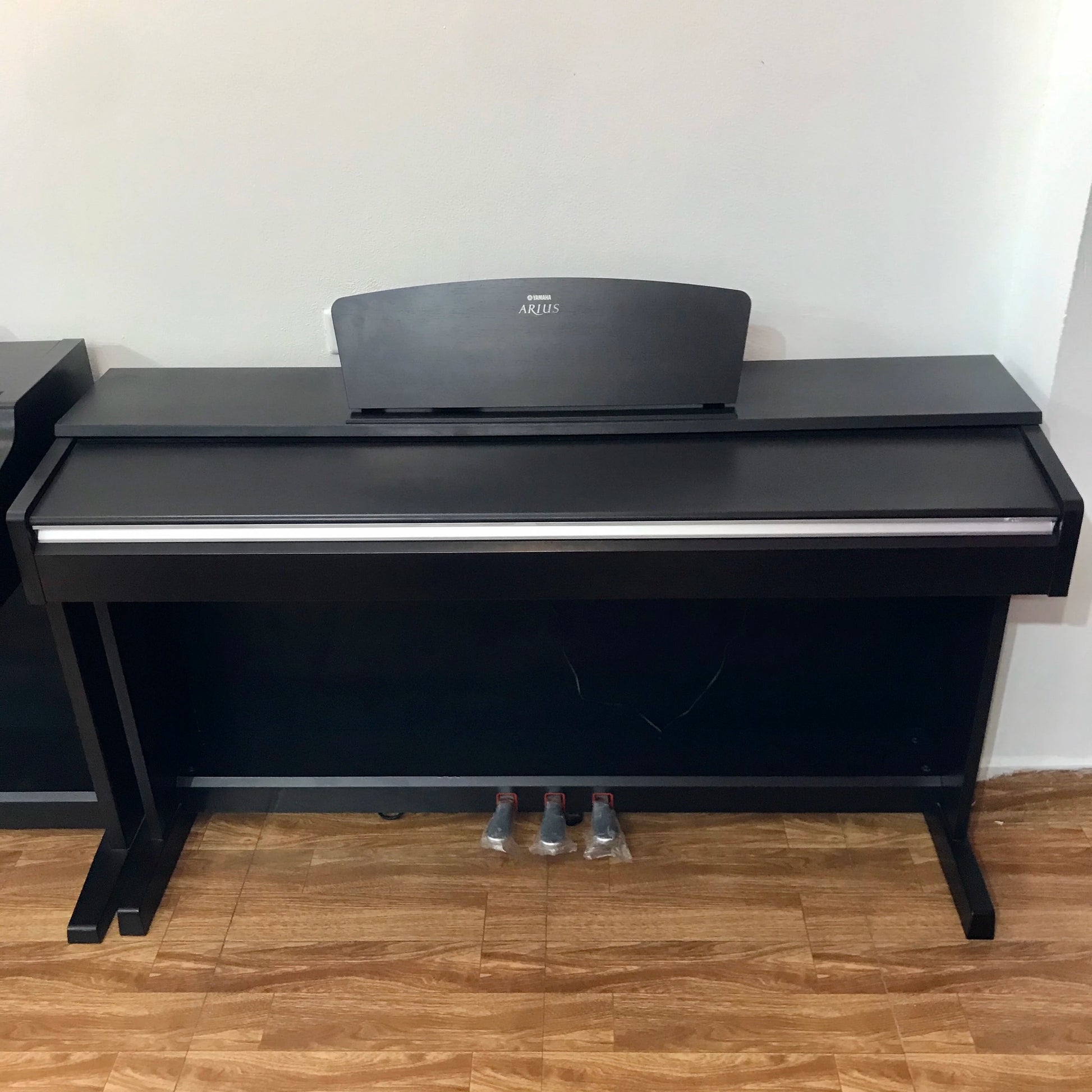 Đàn Piano Điện Yamaha YDP-135 - Qua Sử Dụng - Việt Music