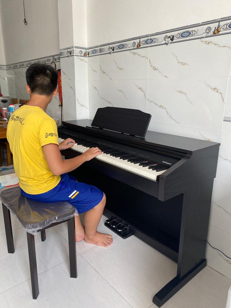 Đàn Piano Điện Roland RP30