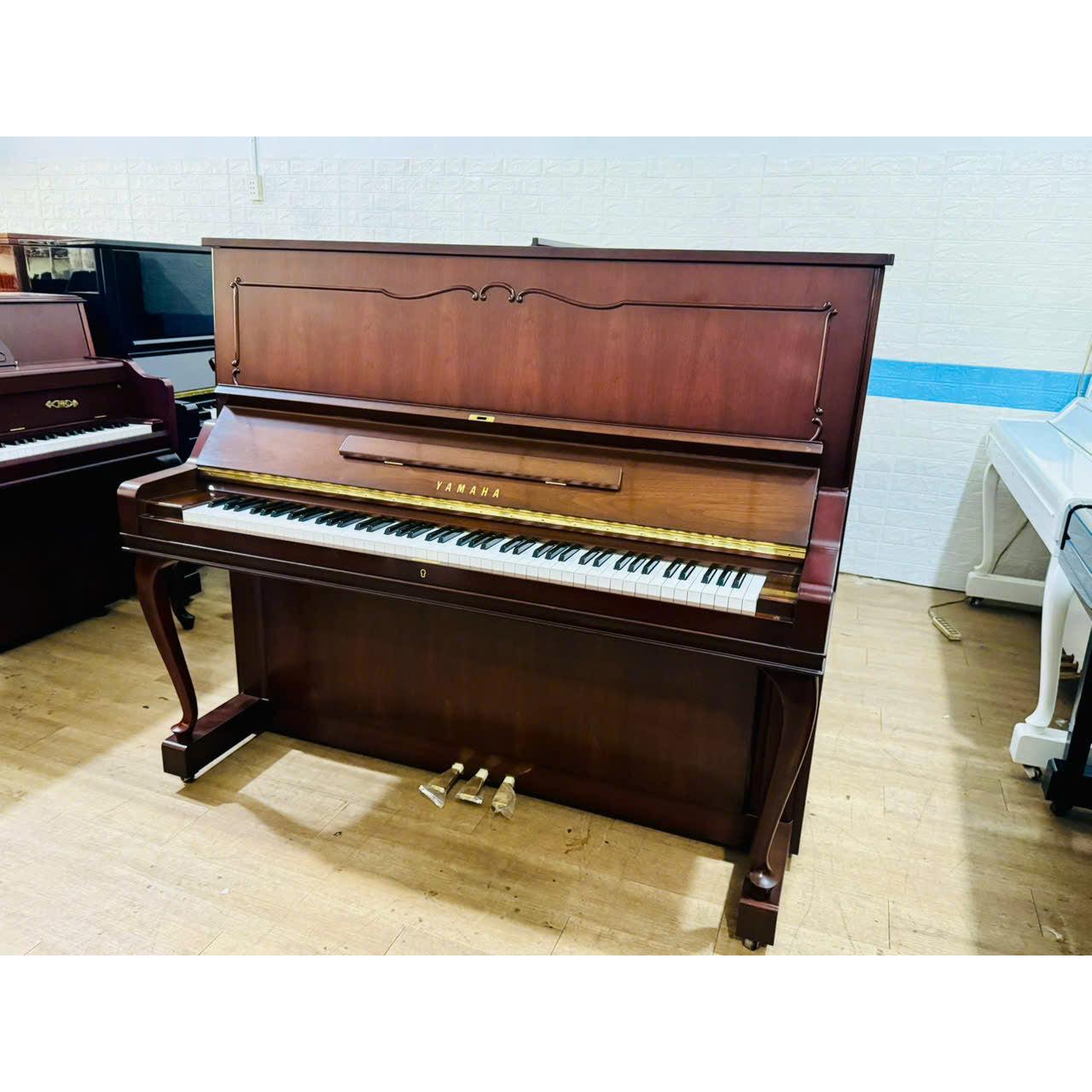 Đàn Piano Cơ Upright Yamaha WX106W - Qua Sử Dụng - Việt Music