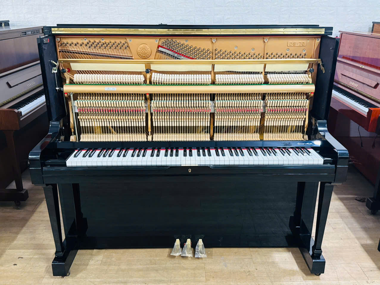 Đàn Piano Cơ Upright Kawai DS-70 Special - Qua Sử Dụng - Việt Music